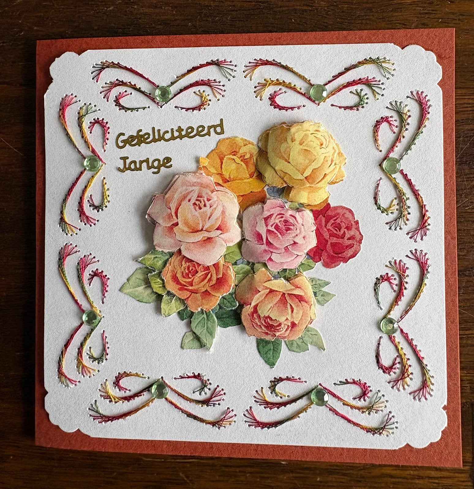 Nieuwe zelfgemaakte kaart met borduur 3D Gefeliciteerd, Hobby en Vrije tijd, Kaarten | Zelfgemaakt, Ophalen of Verzenden, Nieuw