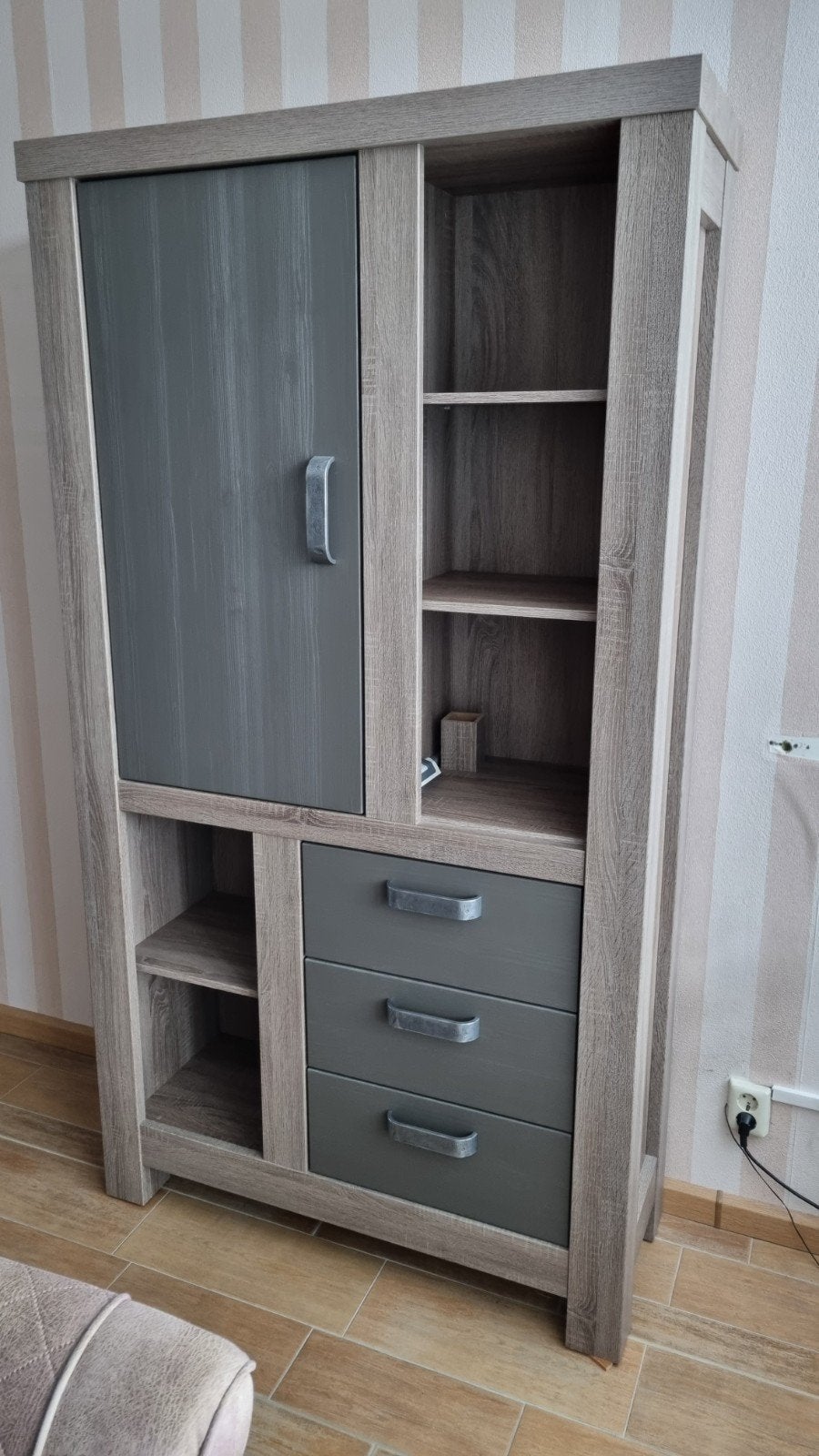 Kast, Ophalen