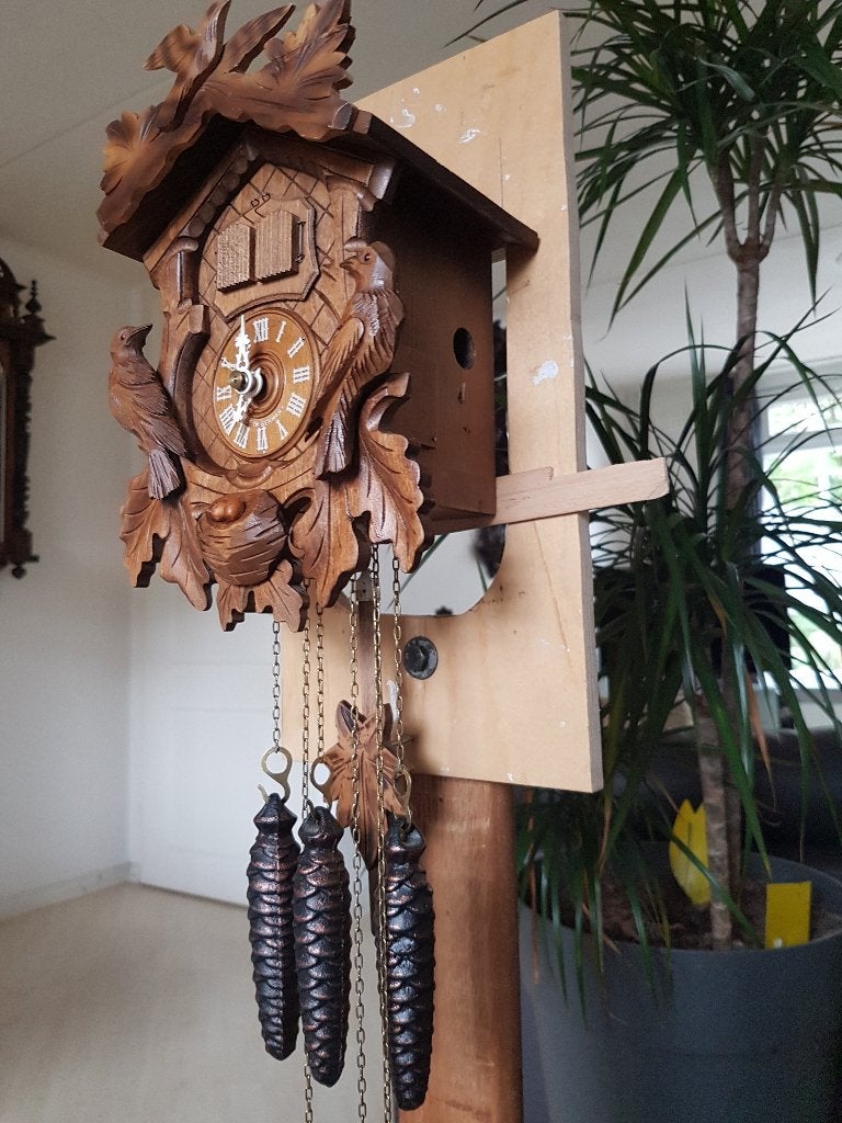 unieke koekoek met 2 melodien, Ophalen