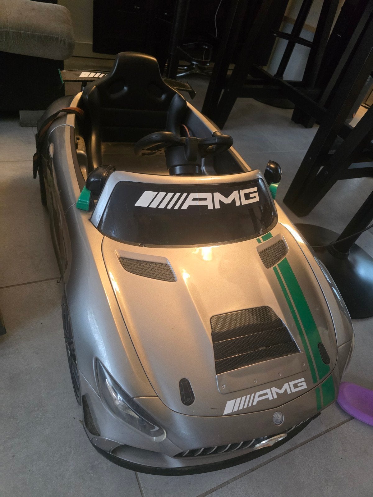 Mercedes AMG Kinderauto met USB Afstandsbediening en Oplader, Ophalen, Gebruikt, Afstandsbediening