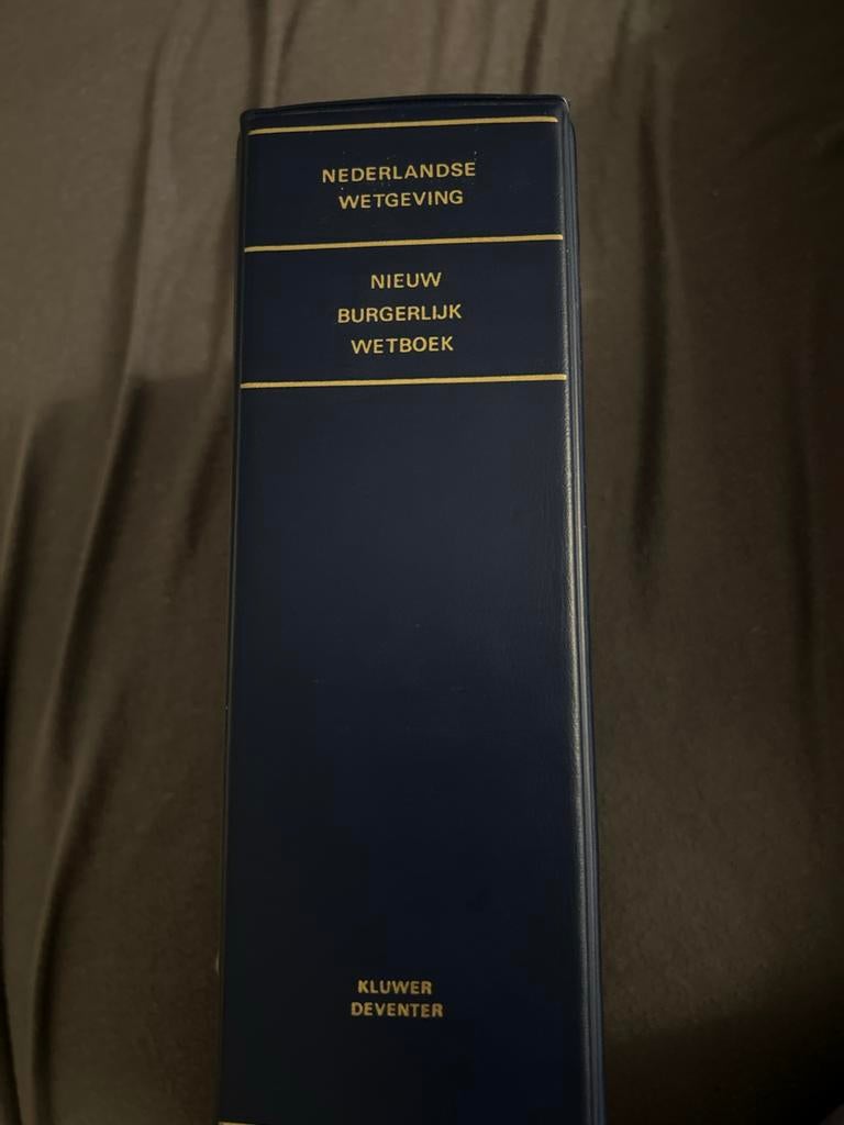 Nieuw Burgerlijk Wetboek - Nederlandse Wetgeving, Ophalen of Verzenden, Zo goed als nieuw