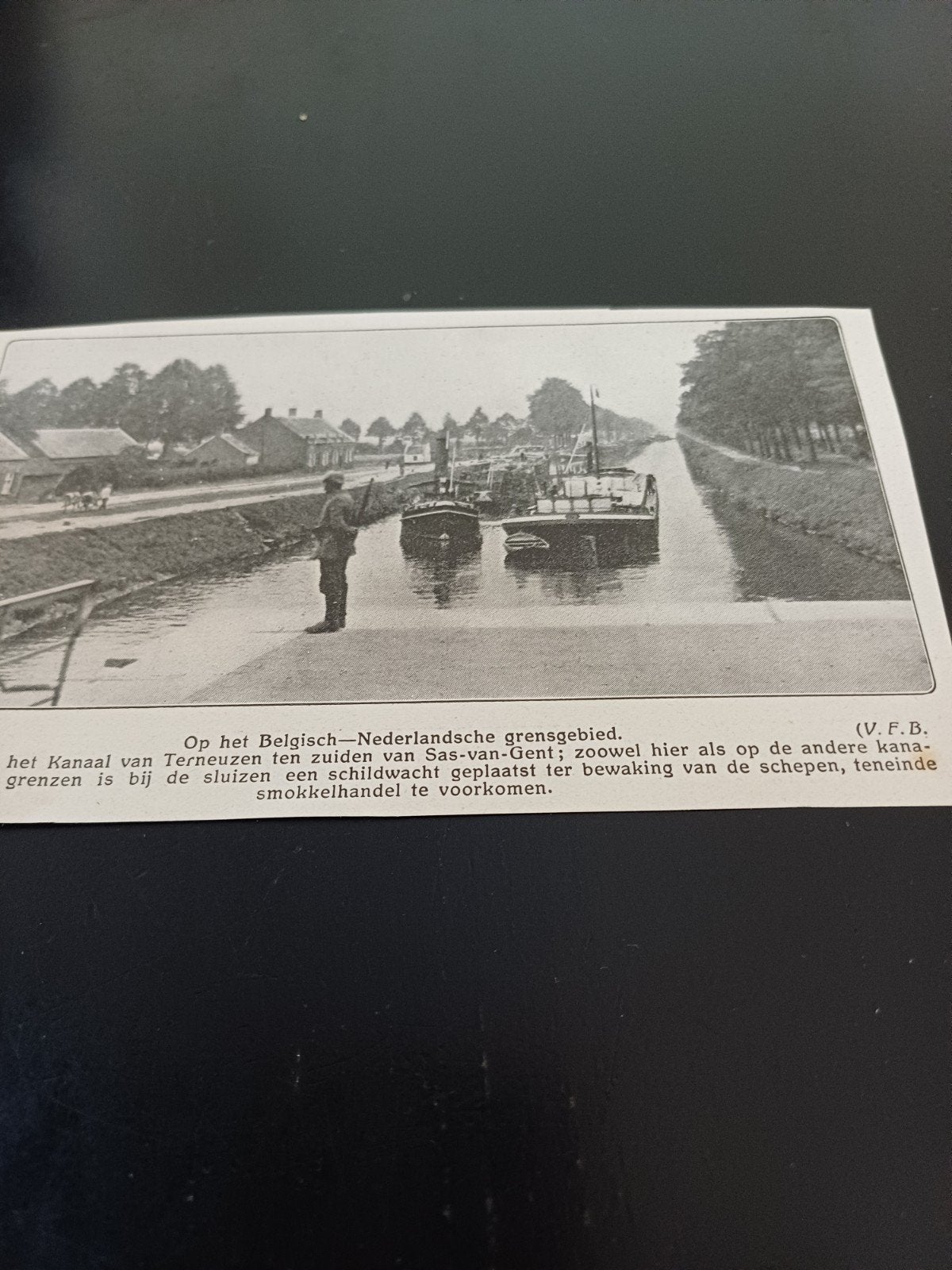 knipsel grens België Nederland Sas van Gent 1915, Ophalen of Verzenden, Voor 1920, Knipsel(s)