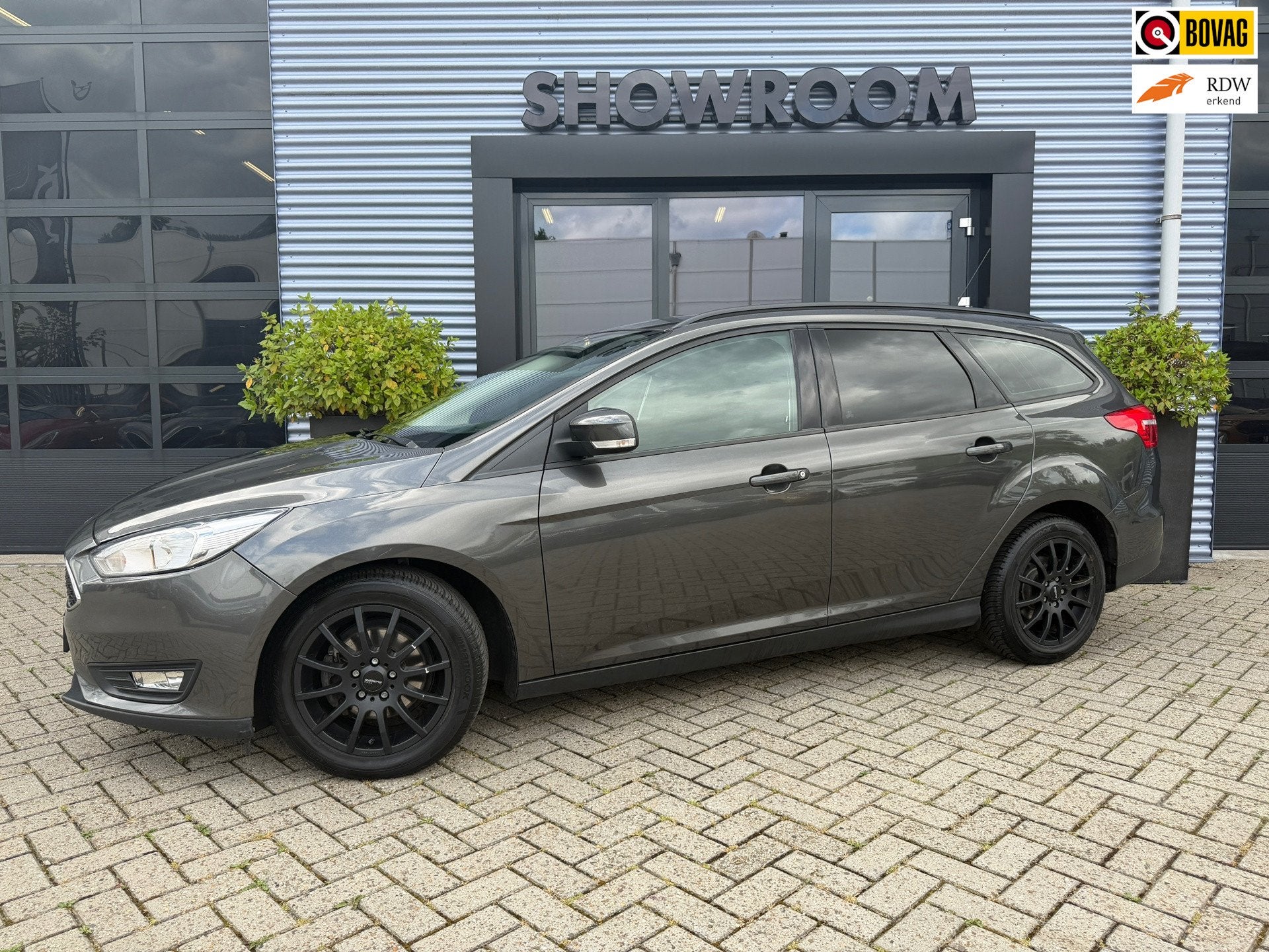 Ford Focus Wagon 1.0 Trend Automaat|Cruise|Navi|Stoelverwarm, Gebruikt, 1245 kg, 3 cilinders, 999 cc