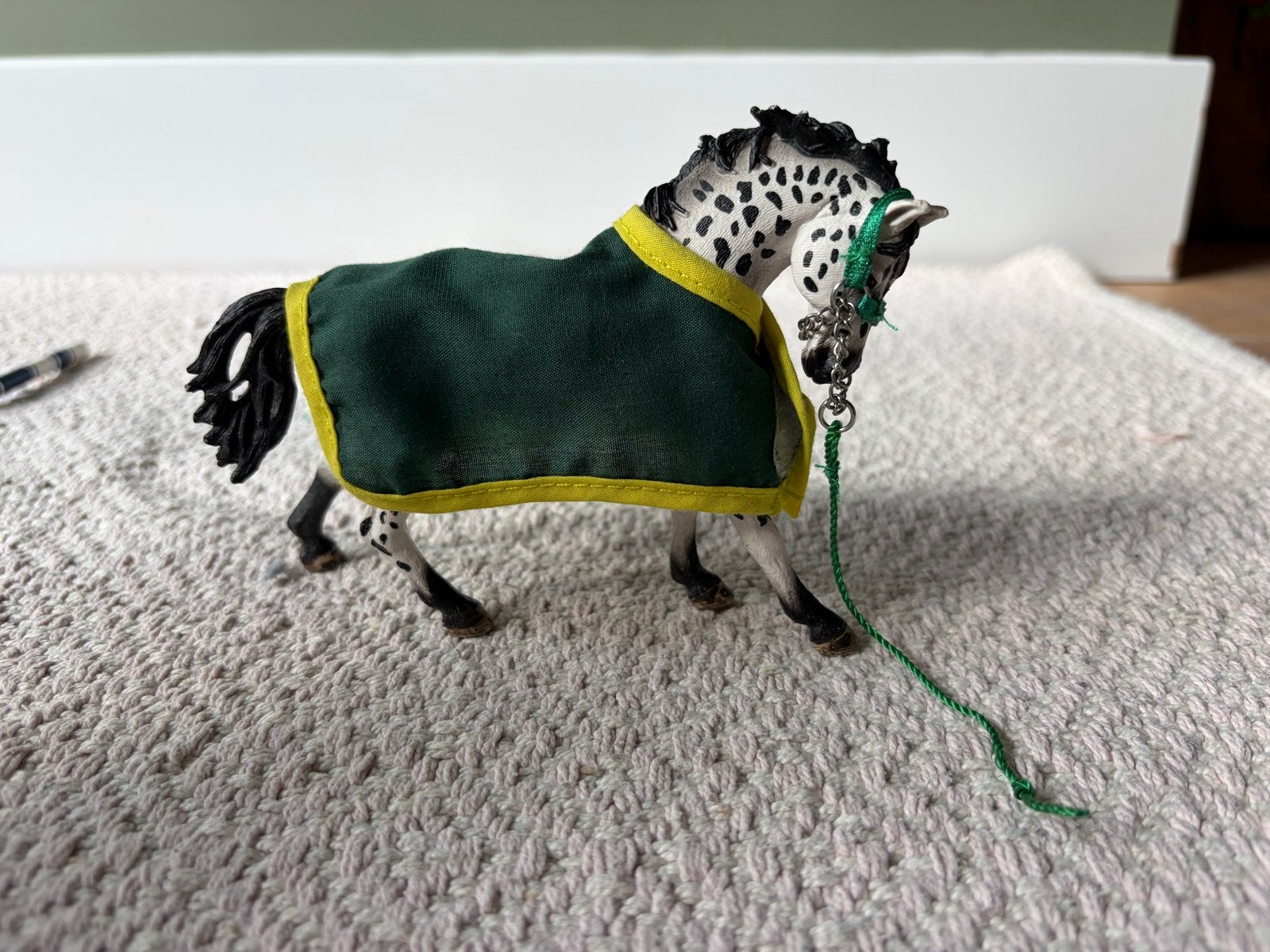 Schleich paard met deken en halster - Appaloosa, Ophalen of Verzenden, Gebruikt, Jongen of Meisje