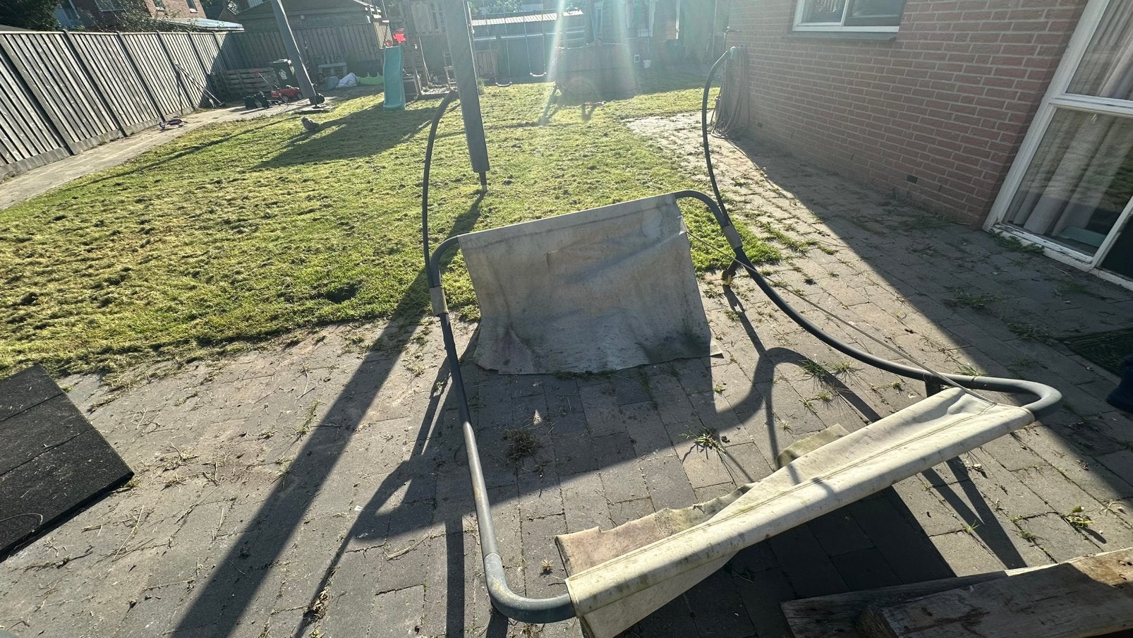 Gratis - ligbed (kapot), Ophalen, Gebruikt