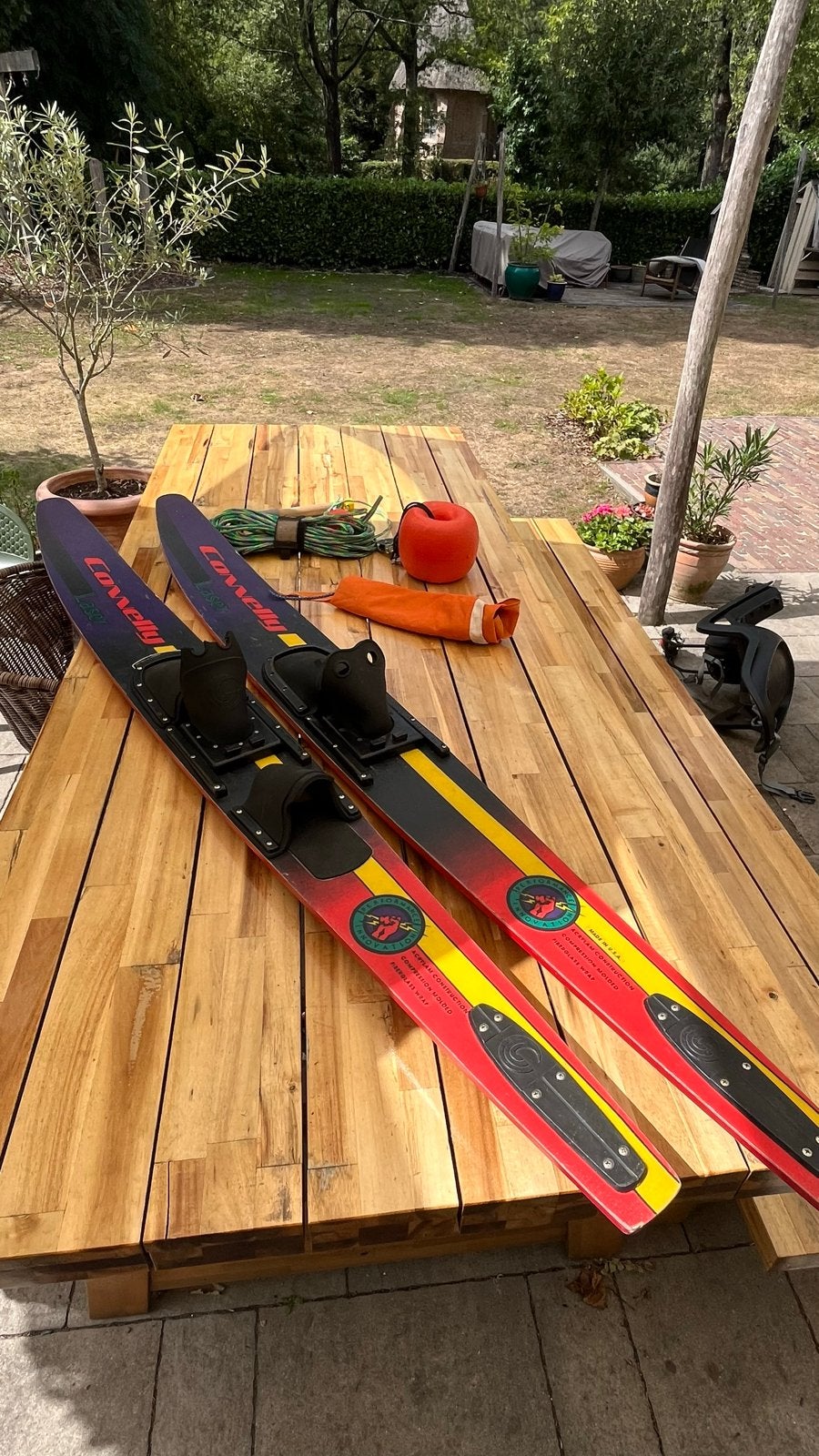 Connelly Laser Waterski's met touw en boei, Met skitouw, Gebruikt, Waterski's, 160 cm of meer