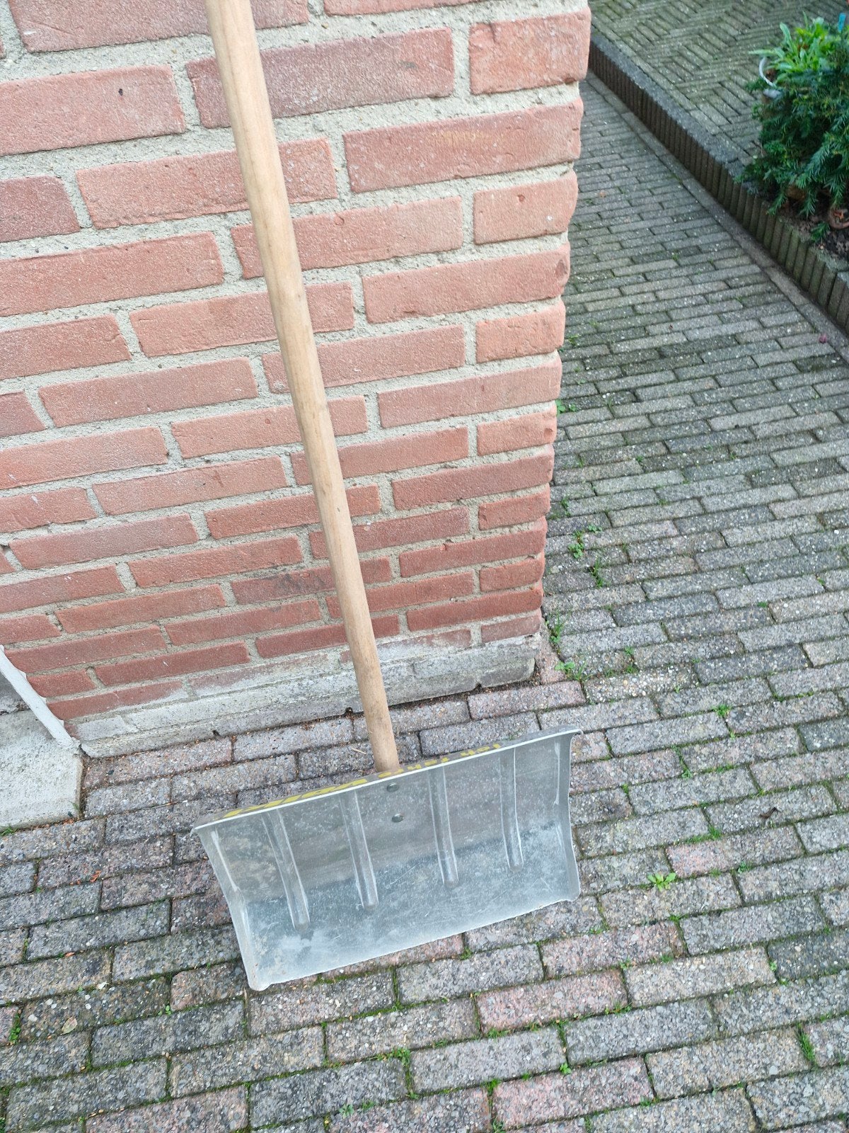 sneeuwschep  Aluminium, Tuin en Terras, Ophalen of Verzenden, Gebruikt