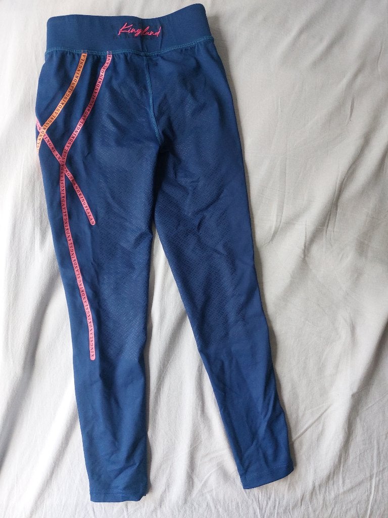 Rijlegging kingsland 134/140 zo goed als nieuw!, Blauw, Kinderen, Dressuur, Zo goed als nieuw