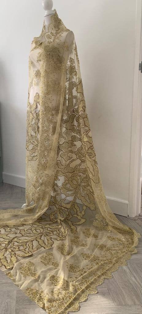 Gouden Sari stof met groene fluwelen stof, NIEUW! CADEAUTIP!, Overige materialen, Overige kleuren, Verzenden, 120 cm of meer