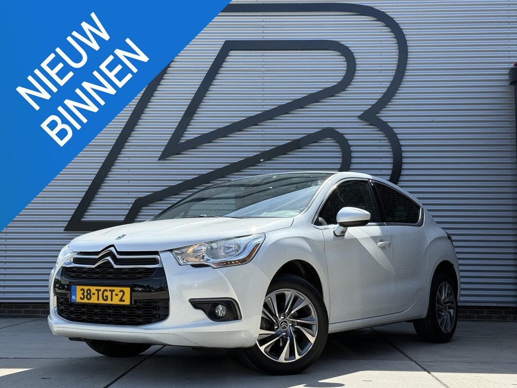 Citroen DS4 1.6 VTi So Chic 2e Eigenaar|Clima|Cruise|Trekhaa, Auto's, Citroën, Euro 5, Gebruikt, 4 cilinders, Leder en Stof