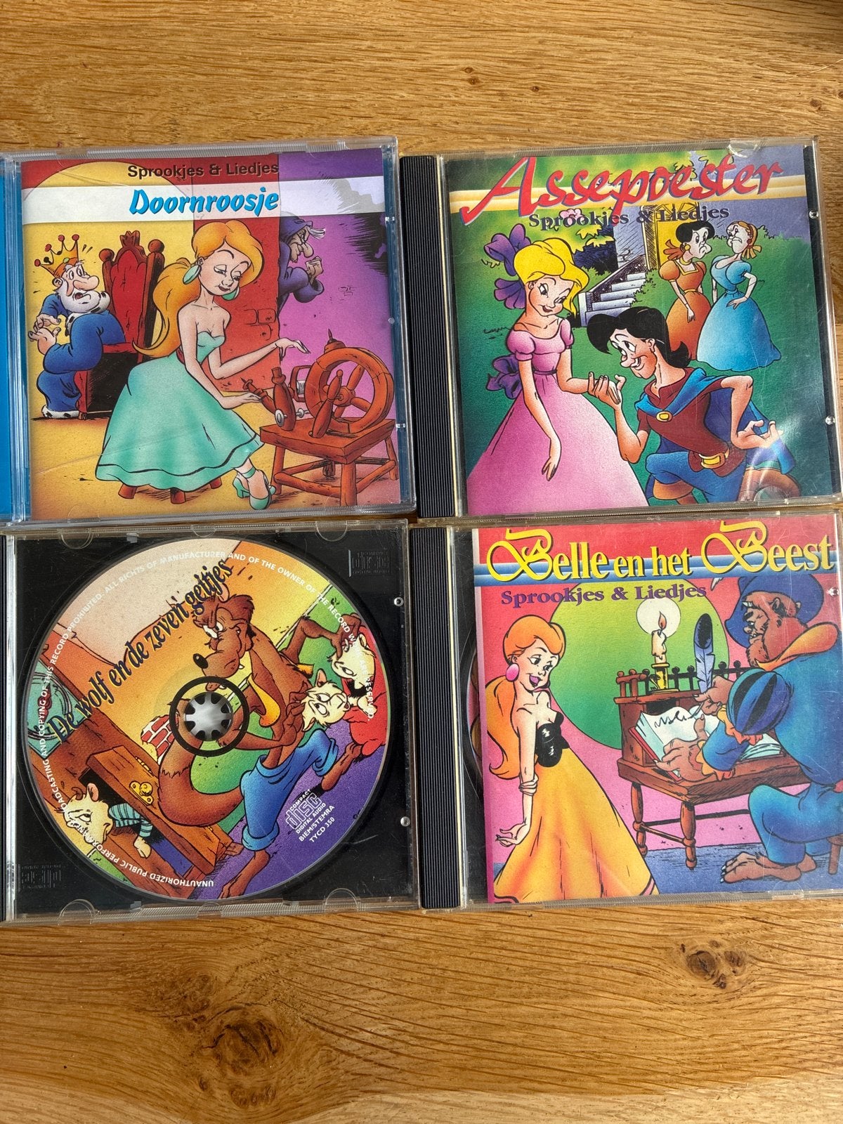 Sprookjes & Liedjes CD's: Doornroosje, Assepoester, Belle, W, Gebruikt, Ophalen of Verzenden, 3 tot 5 jaar, Verhaal of Sprookje