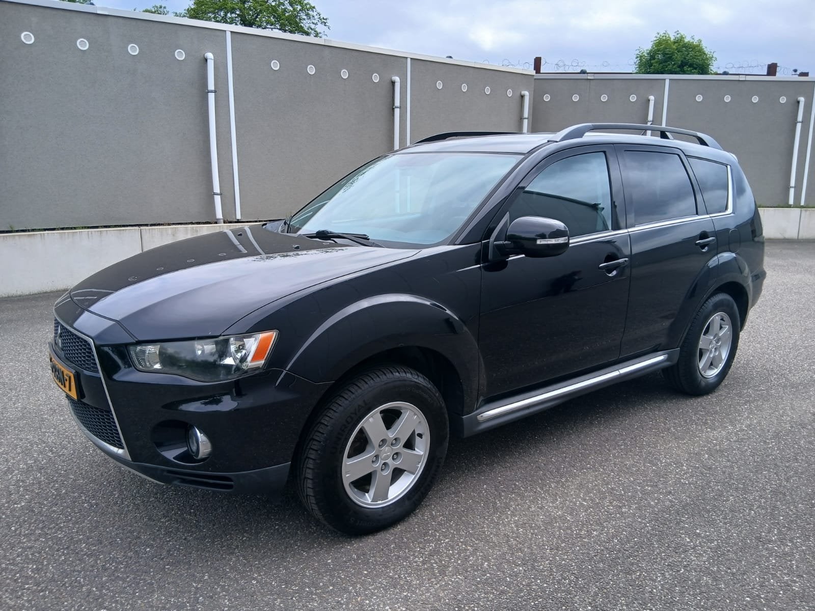 Mitsubishi Outlander 2.0 Intro Edition (bj 2011, automaat), Auto's, 4 cilinders, Multifunctioneel stuurwiel, Zwart, Origineel Nederlands