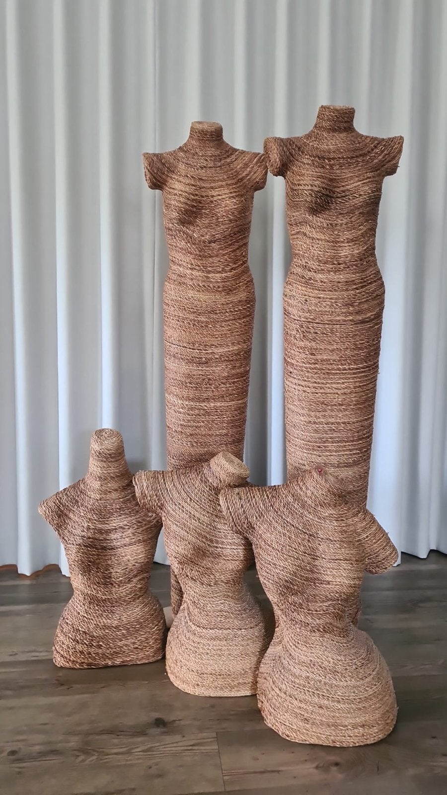 Set van 5 paspoppen, Ophalen
