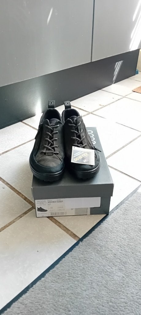 Mooie waterdichte Ecco sneakers maat 40!, Ecco, Zwart, Ophalen of Verzenden, Sneakers of Gympen