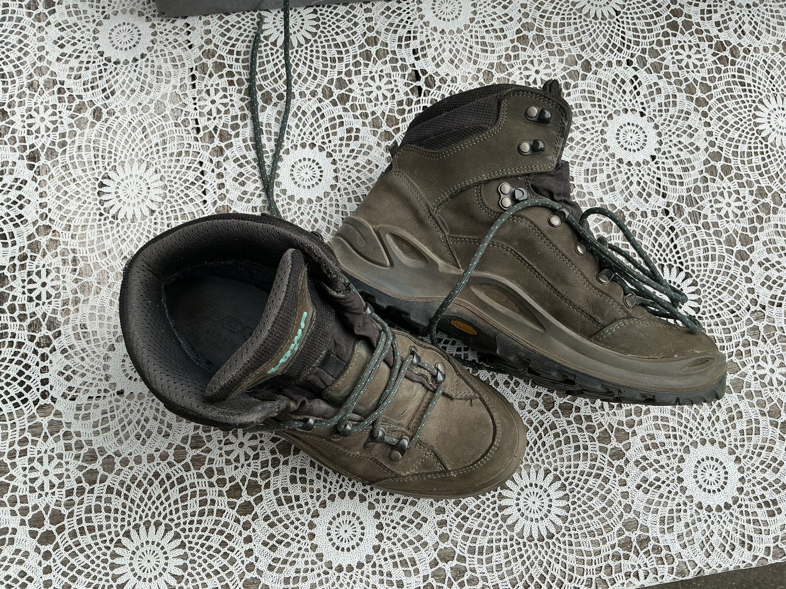 Lowa dames wandelschoenen maat 40, nog in prima staat, Ophalen of Verzenden, Gebruikt, Schoenen