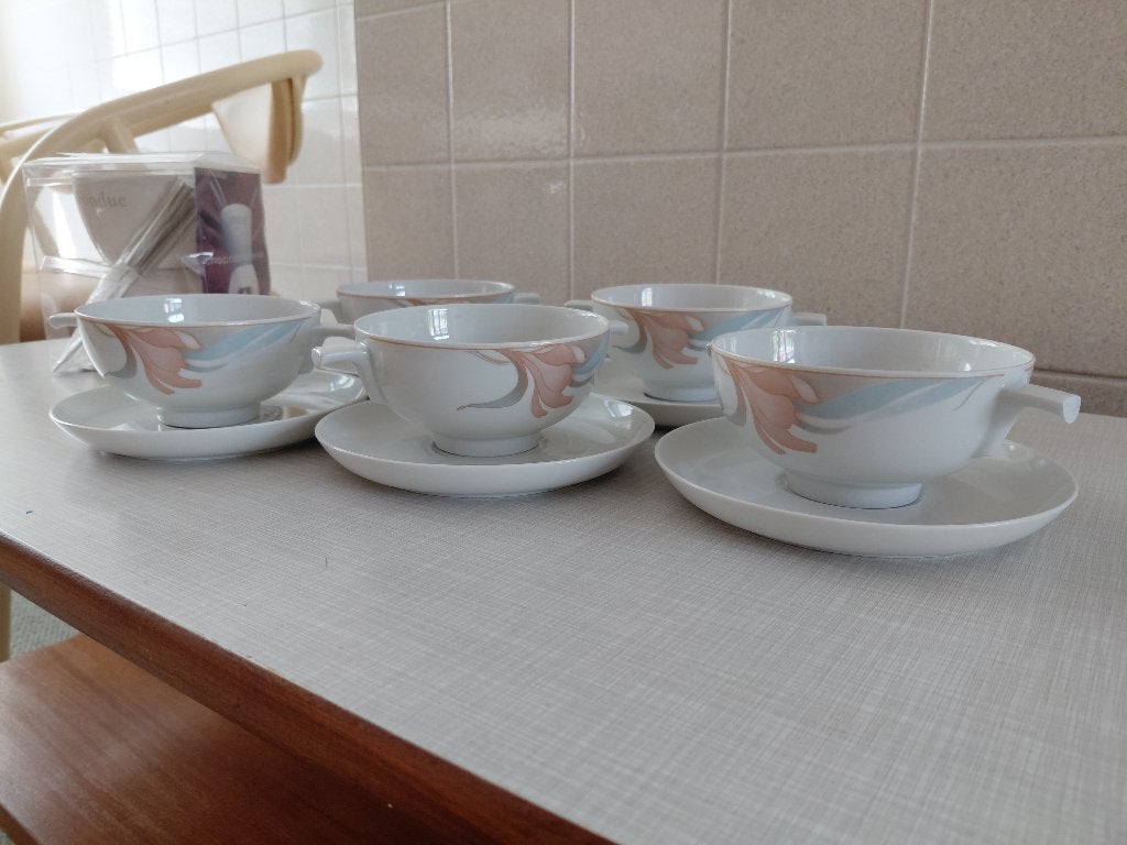 Porseleinen soepkoppen plus chocoladefondue, Ophalen, Zo goed als nieuw, Fondueset