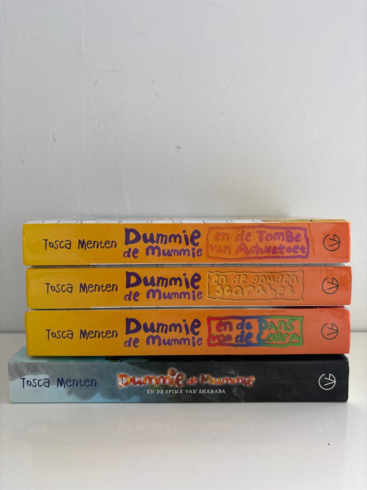 Dummie de Mummie boekenreeks - Tosca Menten, Ophalen, Gelezen, Fictie algemeen