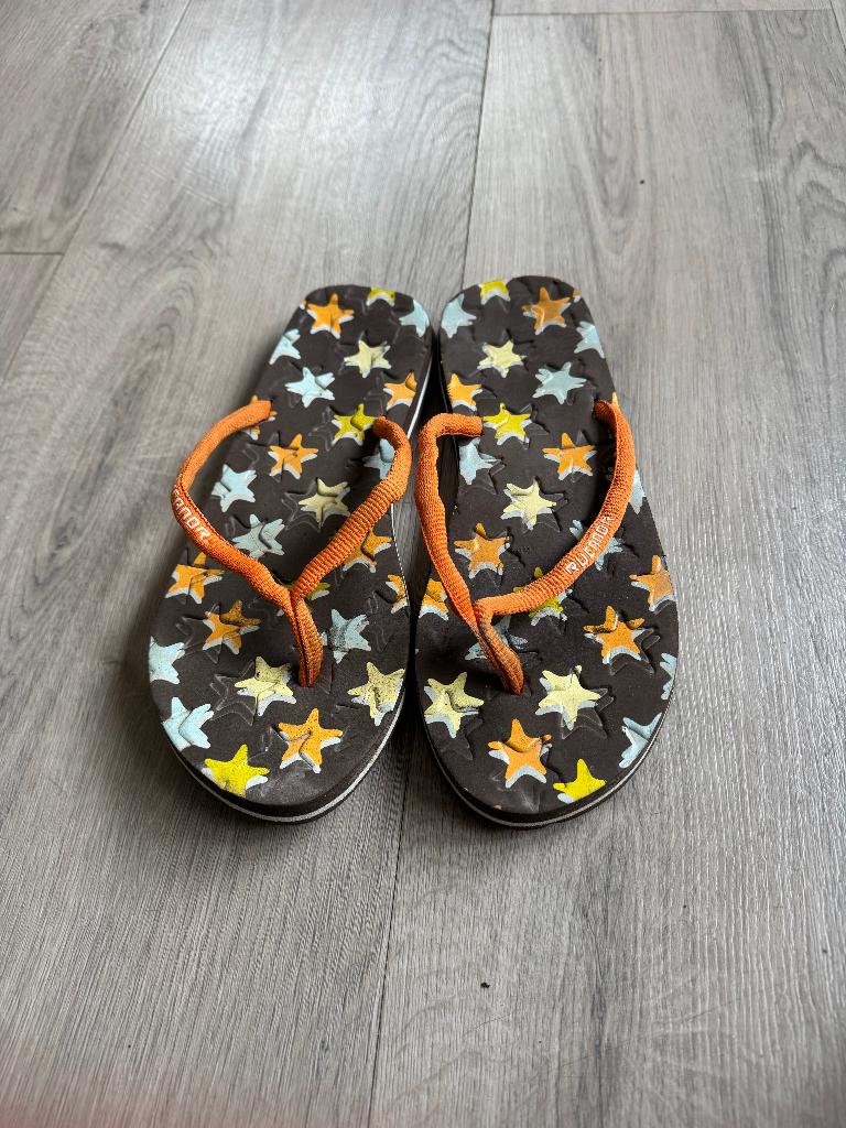 Rucanor slippers bruin met sterren maat 39 DZ, Slippers, Bruin, Ophalen of Verzenden, Gedragen