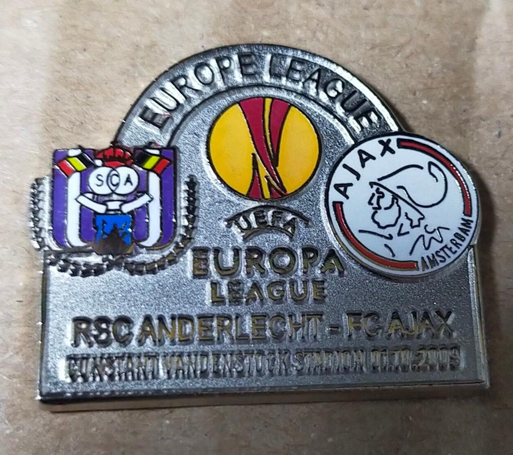Europa League pin RSC Anderlecht - FC Ajax 2009, Ophalen of Verzenden