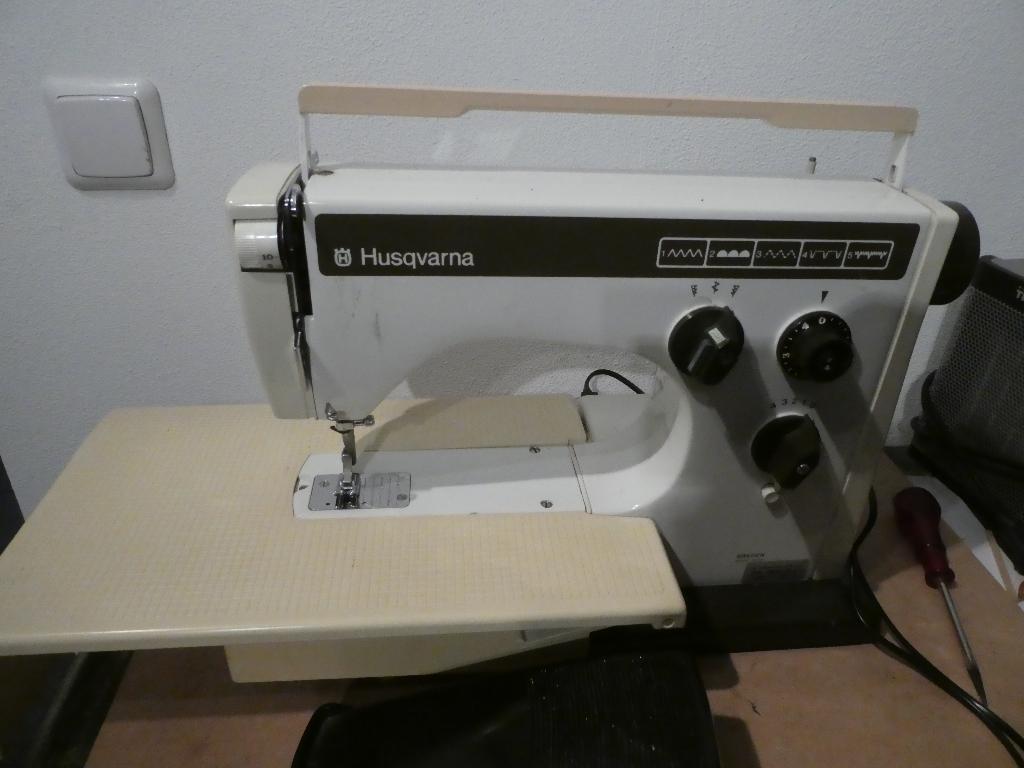 naaimachine Husqvarna, Ophalen, Gebruikt, Naaimachine, Husqvarna