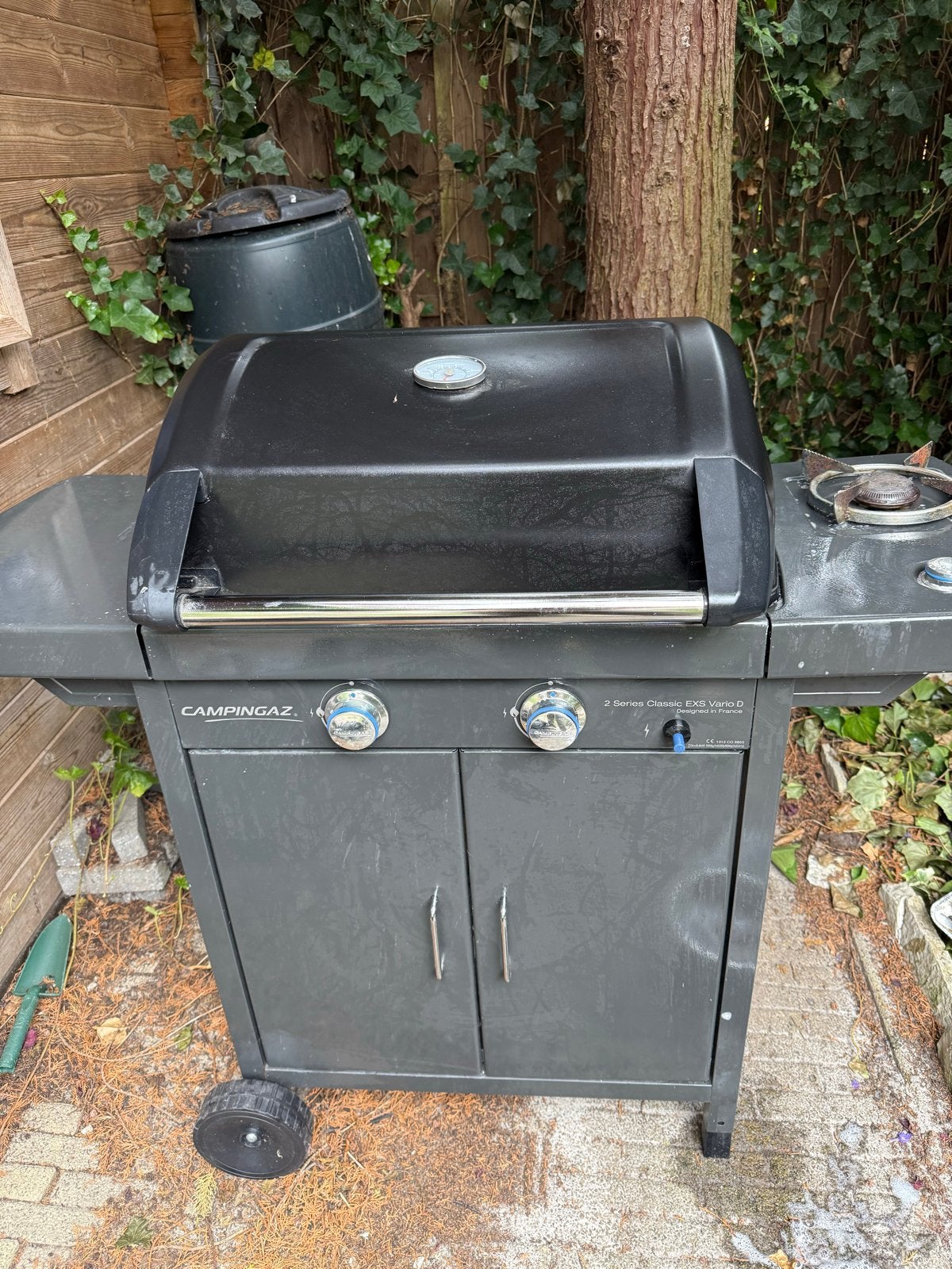 Campingaz 2 Series Classic EXS Vario D Gasbarbecue, Ophalen, Gebruikt