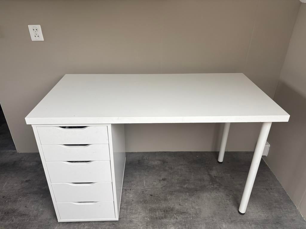 Bureau wit  lagkapten IKEA, Huis en Inrichting, Bureaus, Gebruikt, 120 cm, Ophalen of Verzenden, IKEA
