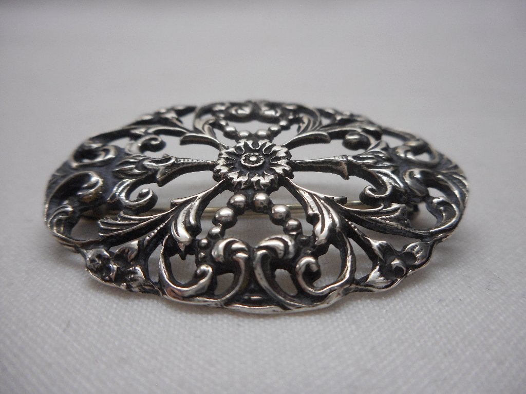 Zilveren vintage broche Niekerk nr.612, Verzenden, Minder dan 4 cm, Zo goed als nieuw, Zilver