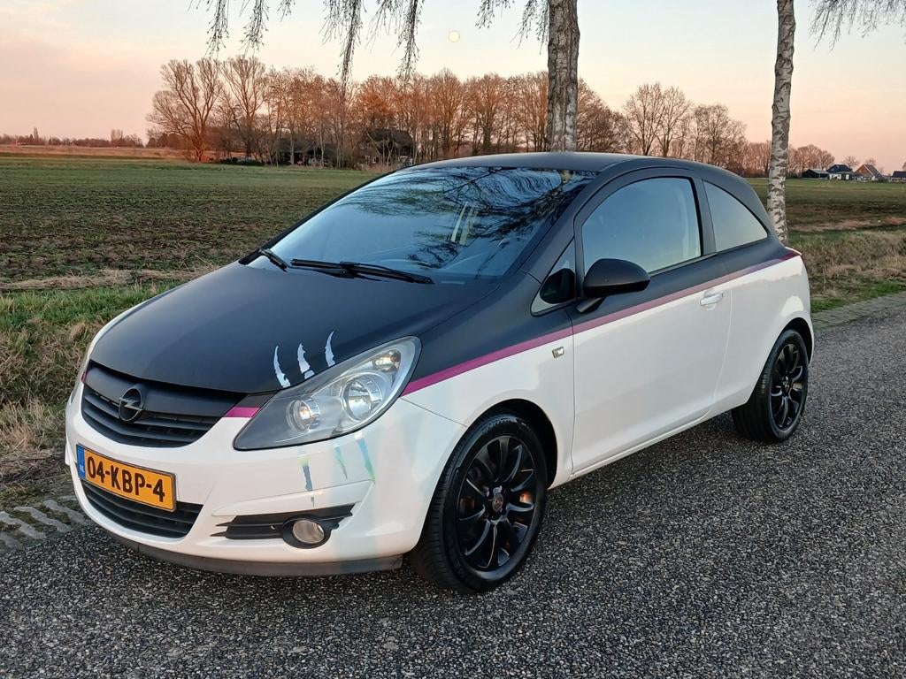 Opel Corsa 1.4 16V Black/White edition AIRCO, Auto's, Opel, Bedrijf, Ophalen