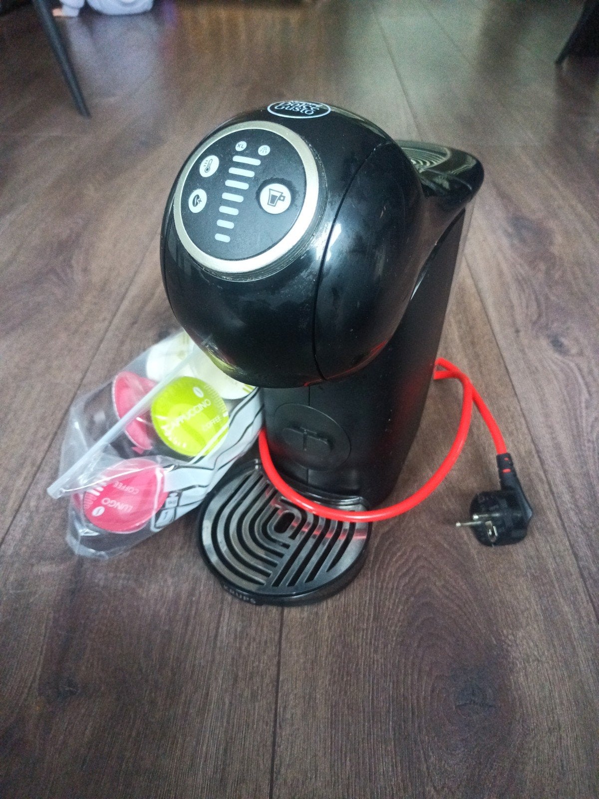 Krups Dolce Gusto Genio S Plus Zwart, Ophalen, Gebruikt, Koffiemachine, 2 tot 4 kopjes