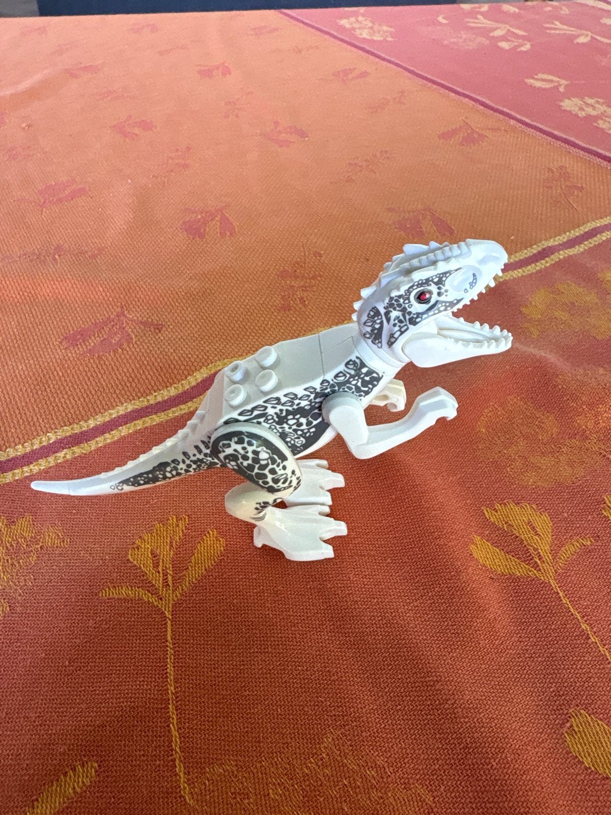 Lego Indominus Rex Dinosaurus Wit Zwart, Ophalen of Verzenden, Zo goed als nieuw, Overige merken