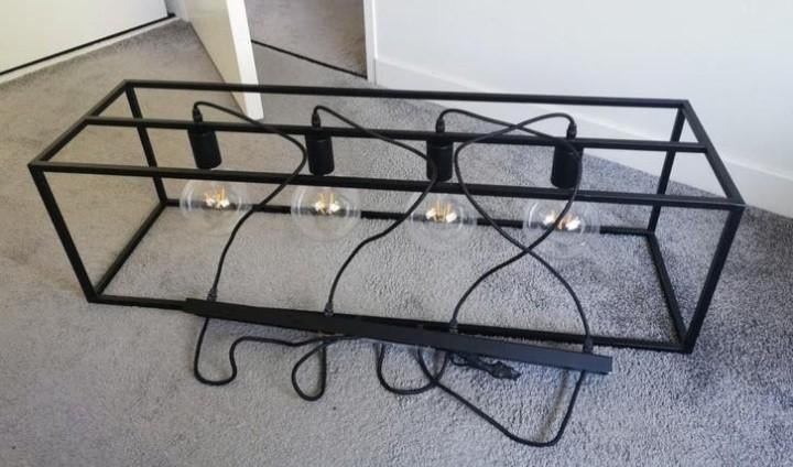 Zwarte metalen hanglamp 100x29x29, Ophalen
