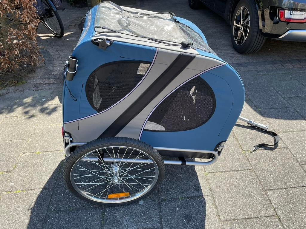 Hondenfietskar, Fietsen en Brommers, Fietsaccessoires | Aanhangers en Karren, Ophalen, Zo goed als nieuw, Hondenkar, 20 tot 40 kg