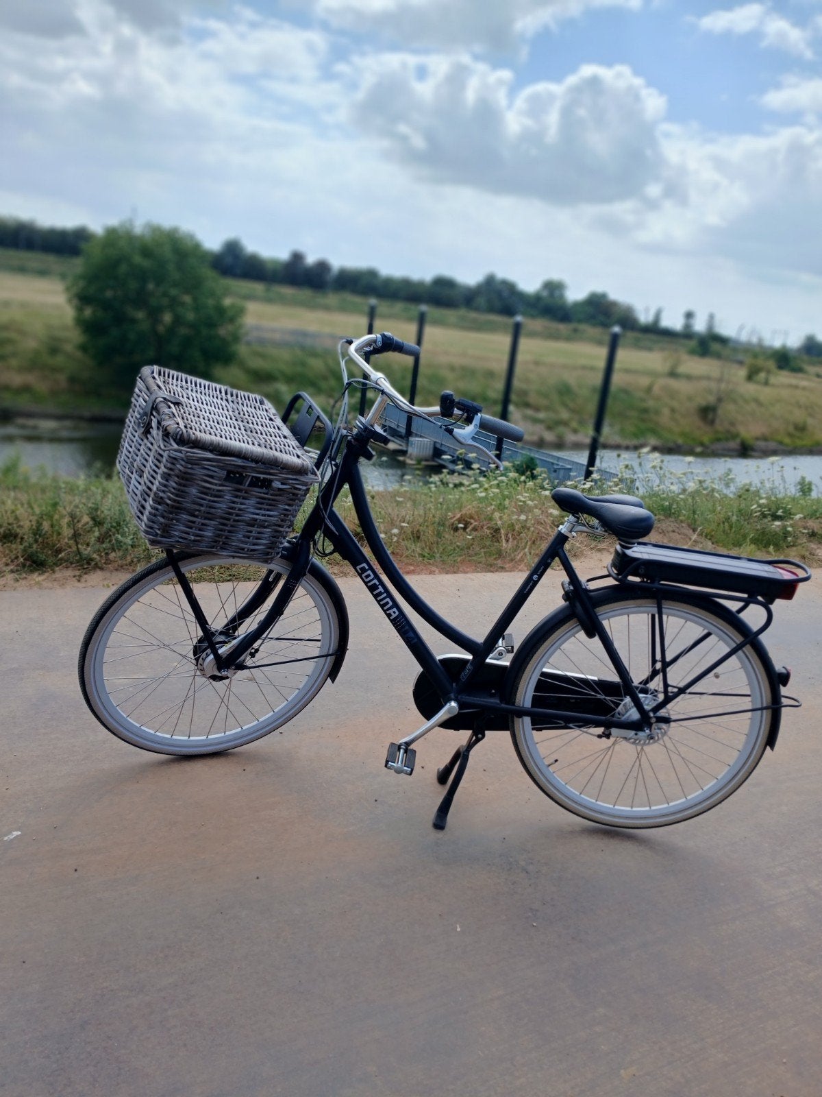 Cortina e-bike Transport fiets E-U4, 56 cm of meer, Ophalen, Zo goed als nieuw, Versnellingen