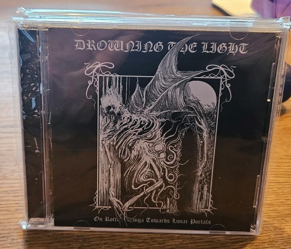 Drowning the Light - On Rotten Wings Towards Lunar CD Nieuw, Ophalen, Nieuw in verpakking