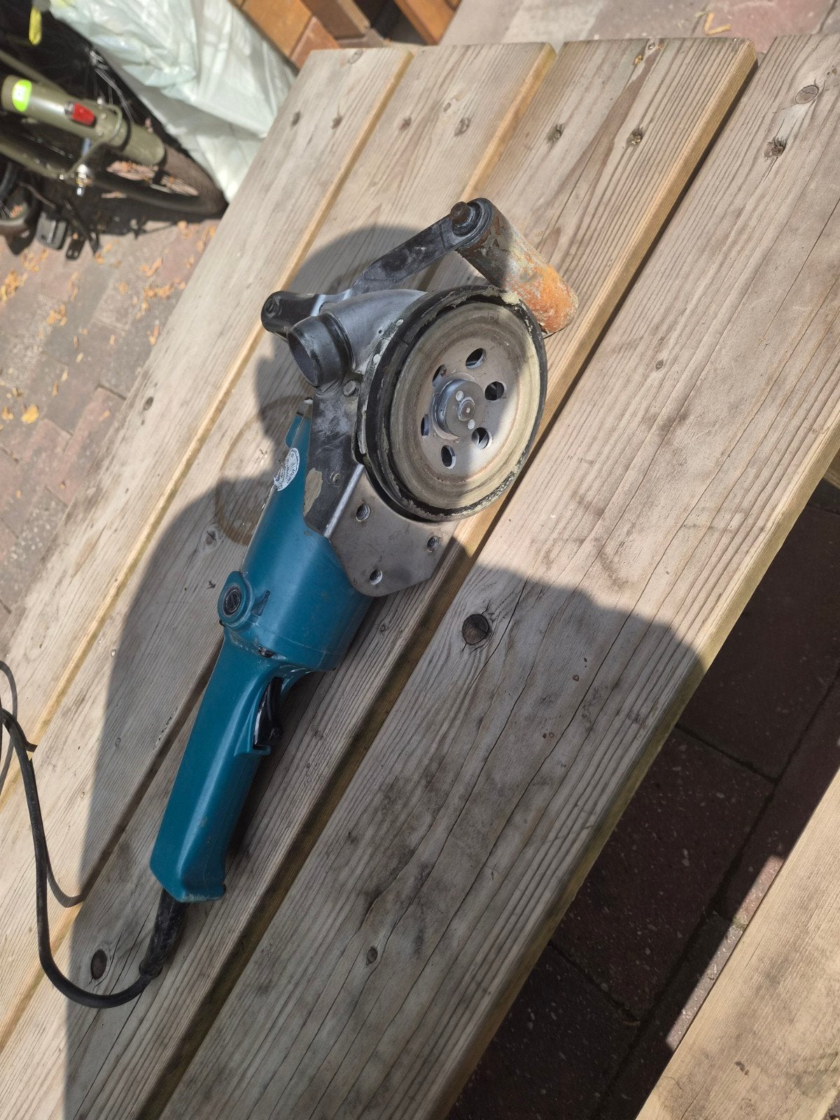 Gebruikte Makita PC1100 betonschaaf 110 mm, Doe-het-zelf en Verbouw, Gereedschap | Schuurmachines, Ophalen, Gebruikt, 1200 watt of meer