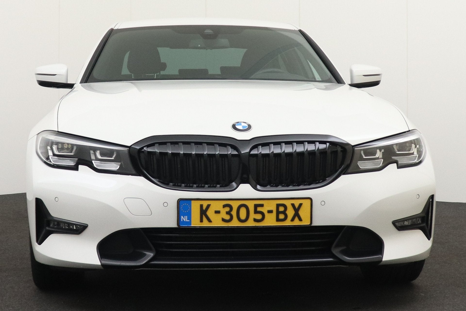 BMW 3-serie 320i M-Sport Shadow Line M-Sportstoelen Stoelver, Auto's, Automaat, Achterwielaandrijving, Gebruikt, 4 cilinders