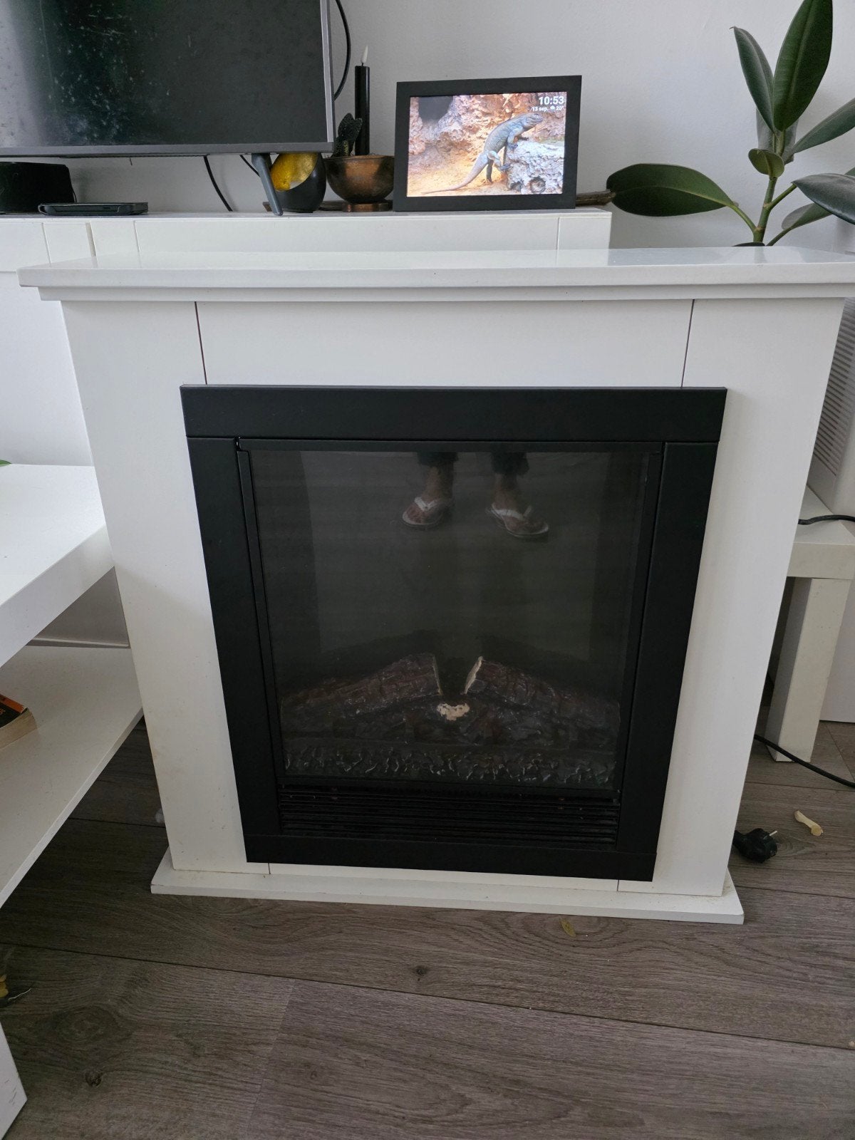 Sfeervolle elektrische haard met warmtefunctie