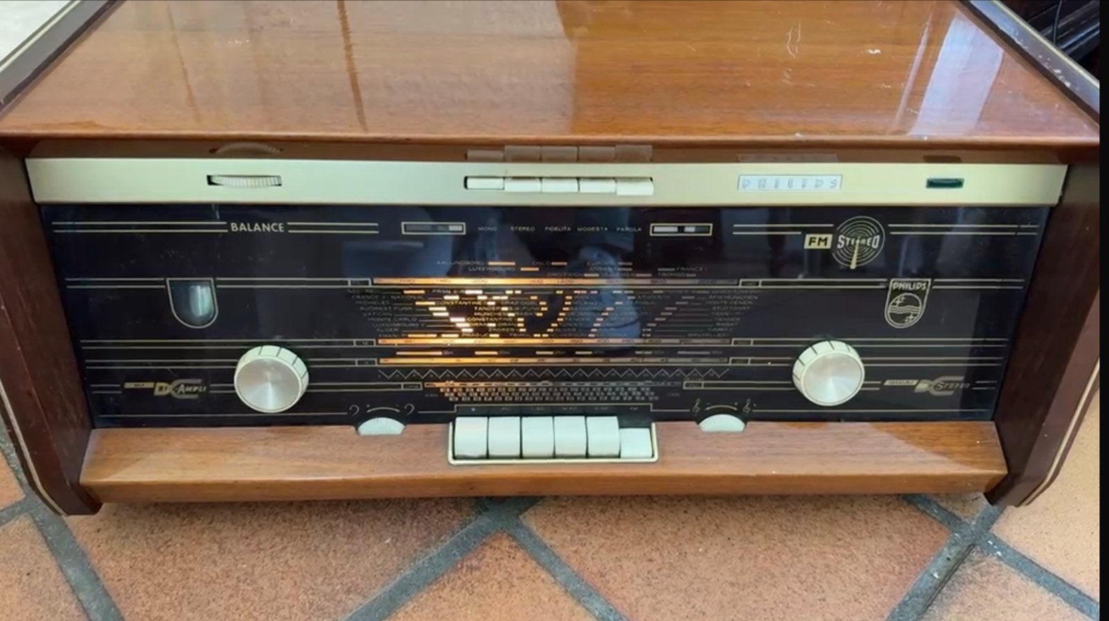 Philips B6X94A Bi-Ampli buizenradio 1959/1960 – WERKEND, Ophalen, Gebruikt, Radio