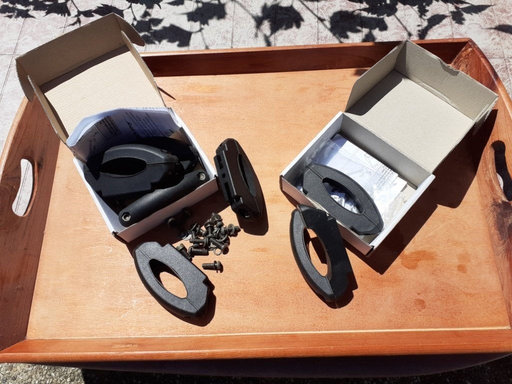 Dakdrager-adapters voor diverse universele dakdragers, Auto diversen, Dakdragers, Ophalen of Verzenden, Zo goed als nieuw