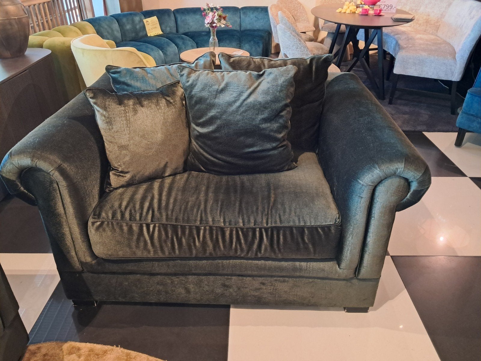 Velvet Groene Loveseat -VAN €895 VOOR €329, Ophalen, Gebruikt, Tweepersoons, 75 tot 100 cm