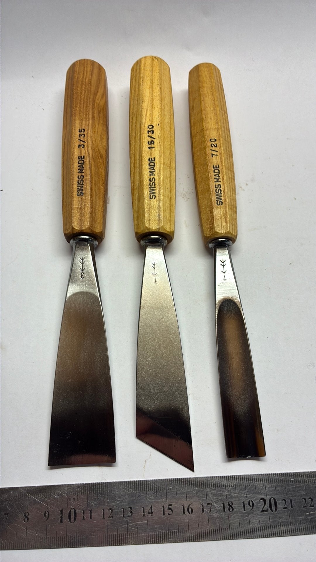 3 brede pfeil gutsen in nieuwstaat ( swiss made gutsen ), Ophalen of Verzenden, Zo goed als nieuw