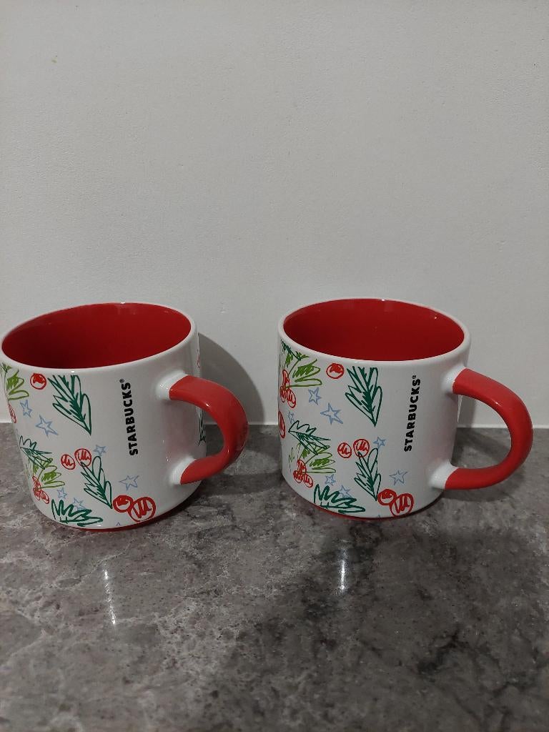 2 Starbucks mokken Christmas Kerst editie, Ophalen, Zo goed als nieuw, Overige stijlen, Kop(pen) en/of Schotel(s)