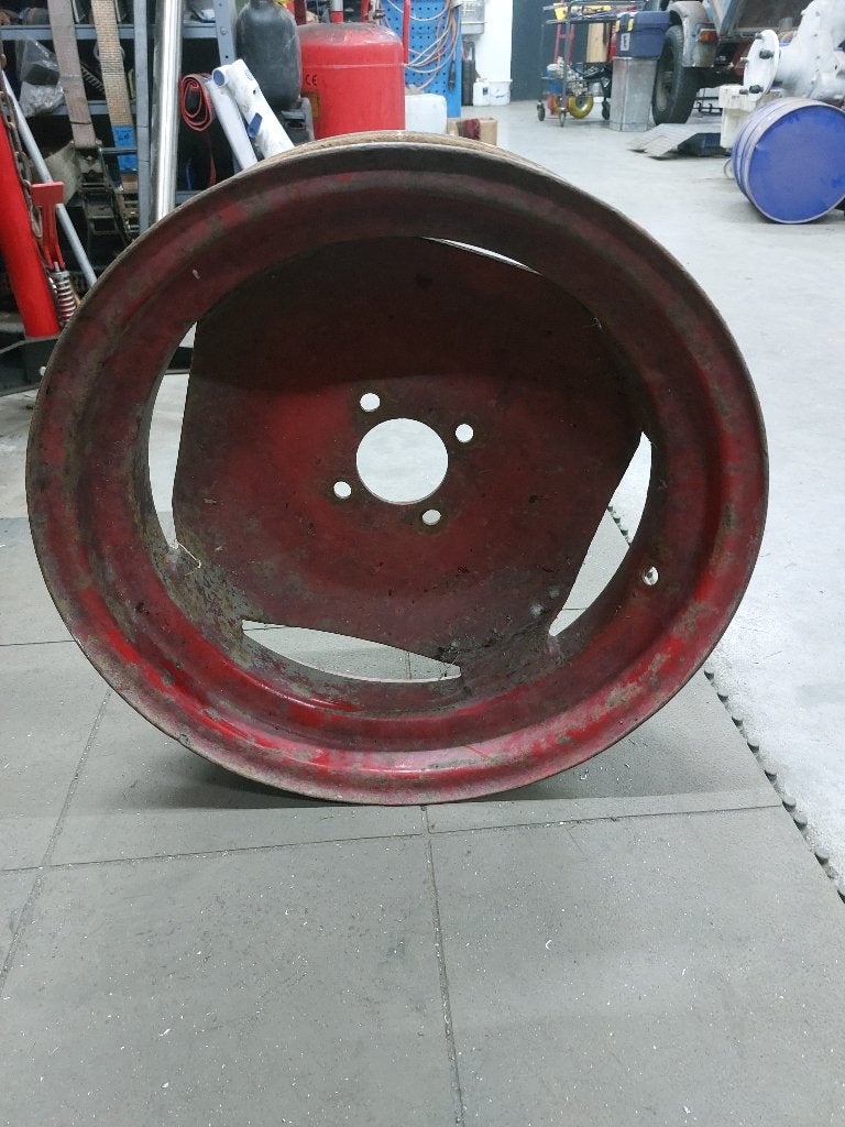 Holder 18 inch velg, Ophalen, Zo goed als nieuw
