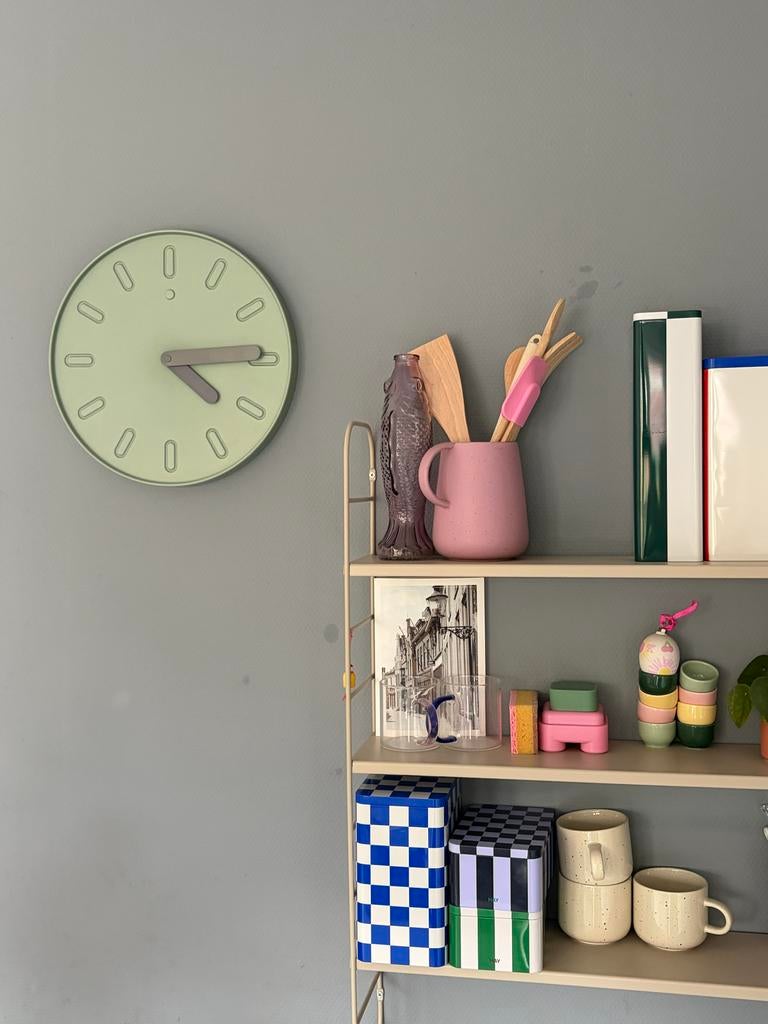 IKEA Klok Groen - Stijlvolle Wandklok, Ophalen of Verzenden, Zo goed als nieuw, Analoog, Wandklok
