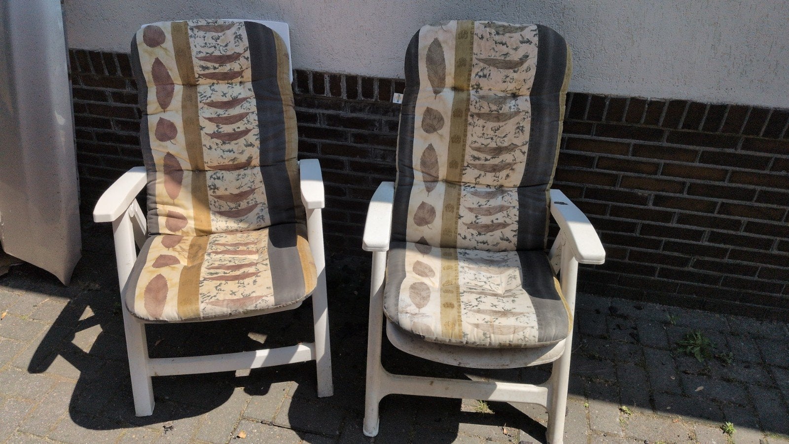 2x tuinstoel met kussens, Ophalen, Gebruikt, Kunststof