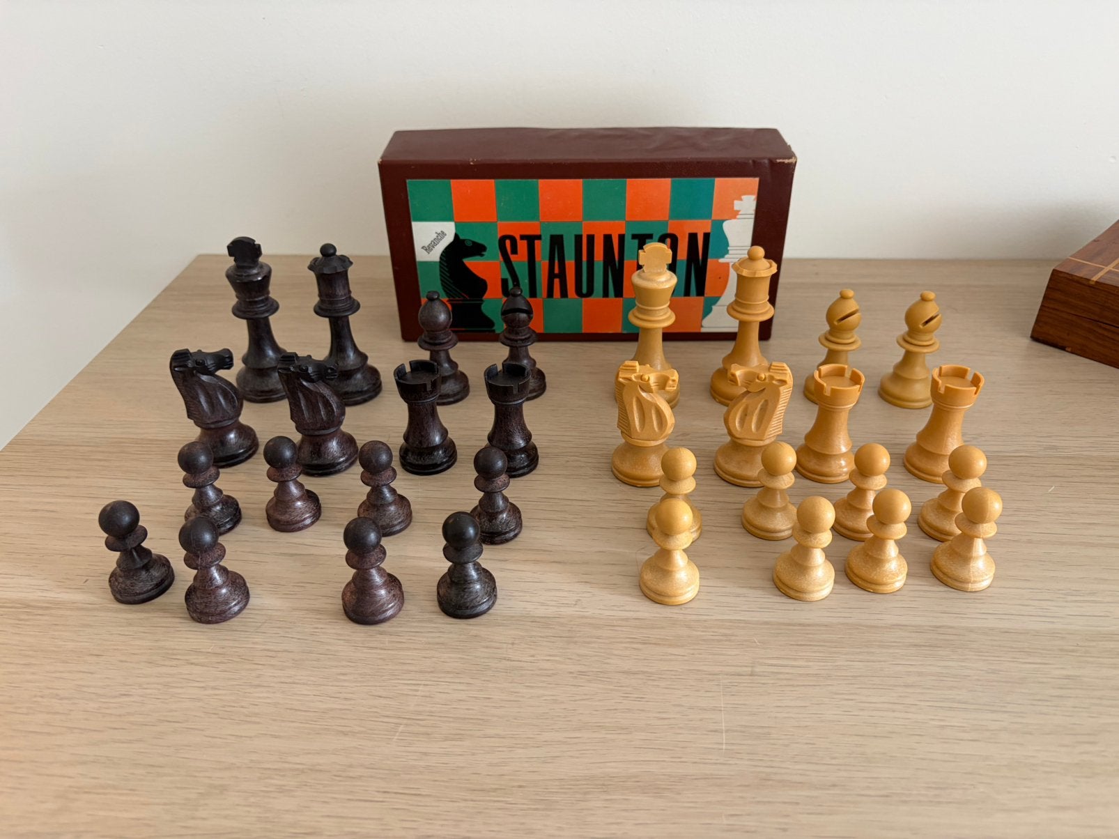 Vintage Staunton schaakstukken, Ophalen of Verzenden, Zo goed als nieuw