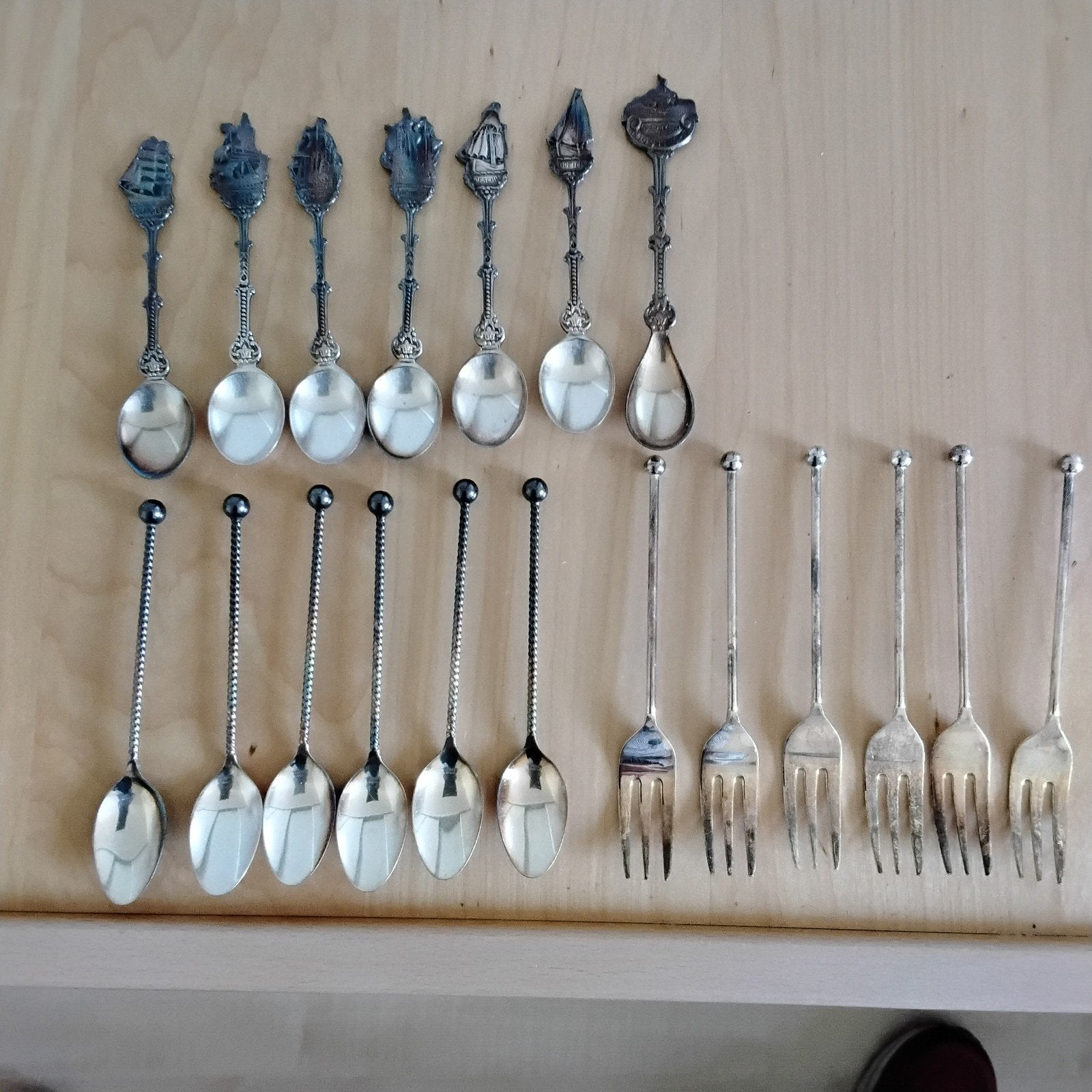 13 verzilverde theelepeltjes en 6 gebaksvorkjes, Ophalen of Verzenden