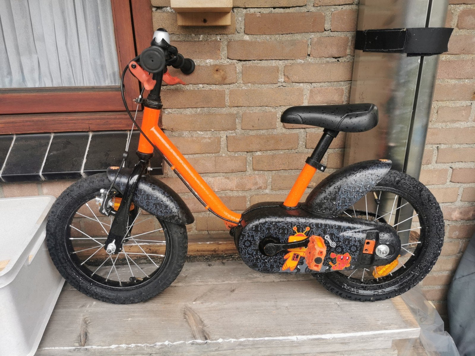 Btwin Stoere Oranje/Zwarte Kinderfiets. Wielmaat, 14"inch, Gebruikt, 14 tot 16 inch, Ophalen, Overige merken