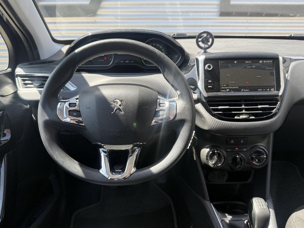 Peugeot 208 1.2 PureTech Blue Lion Navi|Carplay|Airco|Cruise, Auto's, Peugeot, Voorwielaandrijving, Stof, Gebruikt, 1199 cc