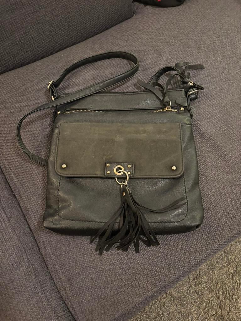 Dames tas 🌸✅, Sieraden, Tassen en Uiterlijk, Tassen | Schoudertassen, Ophalen, Zo goed als nieuw, Zwart